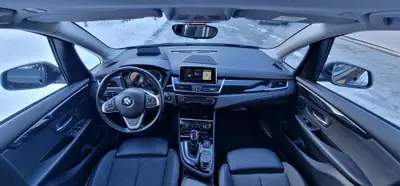 BMW 218 Active Tourer xDrive — Monospace polyvalent 4x4, traction intégrale et faible consommation — Miniatura 10