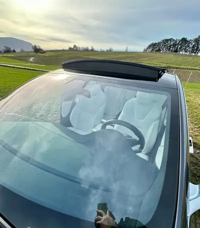 Tesla Model S 100 D Performance — Berline électrique haute performance, 38'400 km — interni