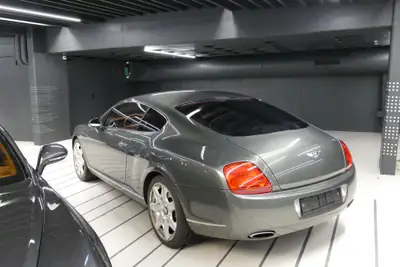Bentley Continental GT 6.0 Mulliner 2005 — Coupé grand tourisme de prestige, moteur W12 560 ch — Miniatur 8