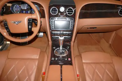 Bentley Continental GT 6.0 Mulliner 2005 — Coupé grand tourisme de prestige, moteur W12 560 ch — Miniatur 14