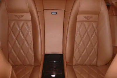 Bentley Continental GT 6.0 Mulliner 2005 — Coupé grand tourisme de prestige, moteur W12 560 ch — Miniatur 16