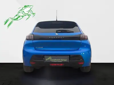 Peugeot 208 Électrique Allure 2021 — Citadine écologique, 16 500 km seulement — interni