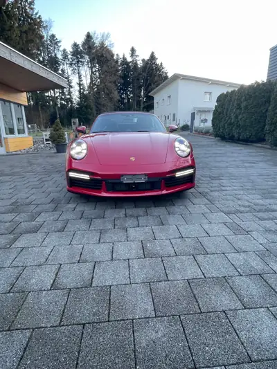 Porsche 911 Turbo S Cabriolet — 650 ch, décapotable sportive ultime avec garantie constructeur — interior