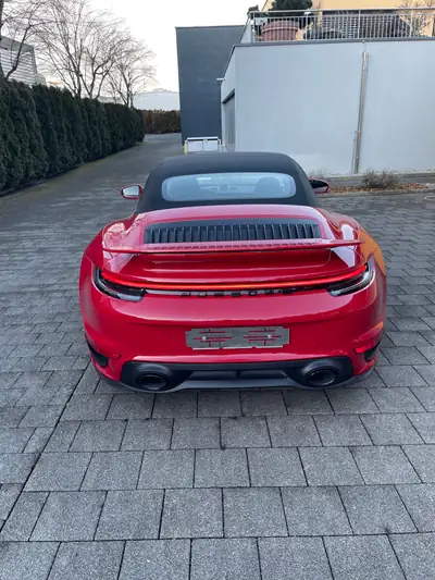 Porsche 911 Turbo S Cabriolet — 650 ch, décapotable sportive ultime avec garantie constructeur — Thumbnail 7