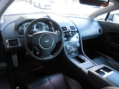 Aston Martin V8 Vantage 4.7 Sportshift — Coupé sportif britannique d'exception, 90 600 km — Miniatur 7