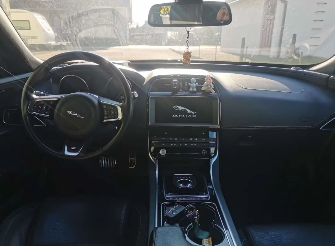 Jaguar XE 2018 occasion Wangen an der Aare — 5