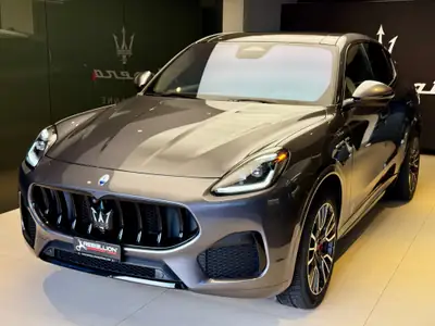 Maserati Grecale 2.0 MHEV Modena — SUV hybrid performant, 36'000 km seulement — Außenansicht