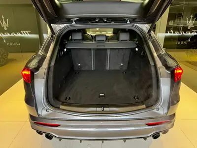 Maserati Grecale 2.0 MHEV Modena — SUV hybrid performant, 36'000 km seulement — Miniatur 9