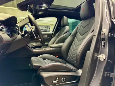 Maserati Grecale 2.0 MHEV Modena — SUV hybrid performant, 36'000 km seulement — Miniatur 11
