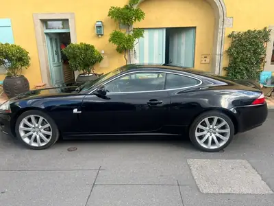 Jaguar XK 4.2 V8 Automatic — Coupé sportif 298 ch, révisions majeures effectuées — Armaturenbrett