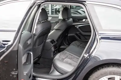 Audi A6 Avant 50 TDI Sport quattro — Break diesel hybride rechargeable, 65'200 km seulement — Thumbnail 7