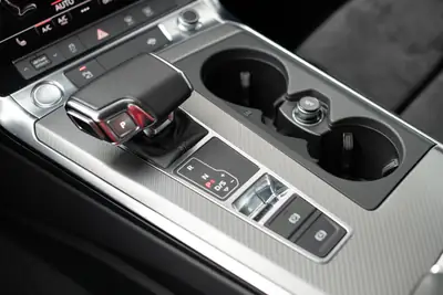 Audi A6 Avant 50 TDI Sport quattro — Break diesel hybride rechargeable, 65'200 km seulement — Thumbnail 13