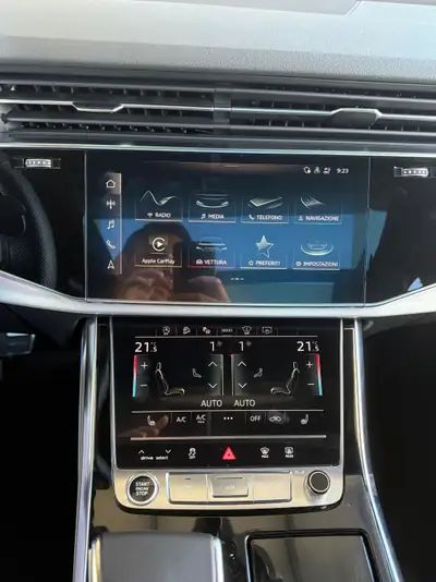 Audi Q7 50 TDI quattro S Line — SUV premium 7 places, 45 000 km seulement — tableau de bord