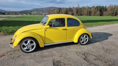 VW Käfer 1835 cm³ — L'icône jaune des années 70, histoire et authenticité — côté