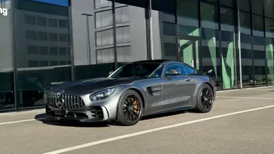 Mercedes-AMG GT R — Coupé sportif 585 ch, moins de 28 000 km — exterior view
