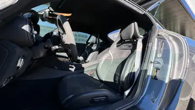 Mercedes-AMG GT R — Coupé sportif 585 ch, moins de 28 000 km — dashboard