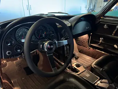 Chevrolet Corvette C2 1967 — Cabriolet américain légendaire, 70'000 km — dettaglio