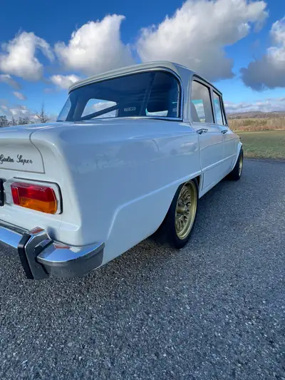 Alfa Romeo Giulia Super Nova 1974 — Classique italien authentique, 800 km seulement — Miniature 7