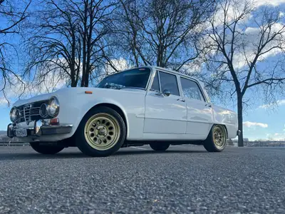 Alfa Romeo Giulia Super Nova 1974 — Classique italien authentique, 800 km seulement — Miniature 10