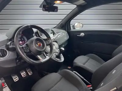 Fiat 595 Abarth 1.4 Turbo — Sportive compacte pétillante, état impeccable — Miniature 9