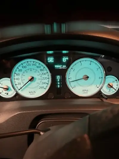 Chrysler 300C 3.0 CRD — Berline prestige diesel, 71'000 km, sans sinistre — Seitenansicht