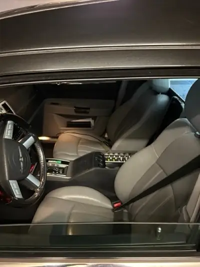 Chrysler 300C 3.0 CRD — Berline prestige diesel, 71'000 km, sans sinistre — Detail