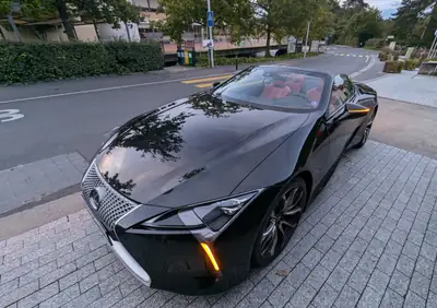 Lexus LC 500 Cabriolet V8 — Roadster de luxe, 463 ch et seulement 7'000 km — vista esterna