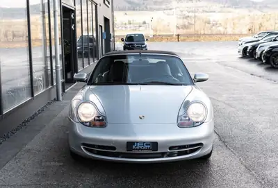 Porsche 911 Carrera 4 Cabrio — Légende décapotable, 20 900 km seulement — dashboard