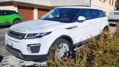 Land Rover Range Rover Evoque 2.0 TD4 — SUV Compact Diesel, Traction Intégrale, 101'000 km — tableau de bord