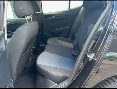 Skoda Fabia 1.0 TSI Ambition — Citadine économe et fiable, 7000 km seulement — Miniature 9
