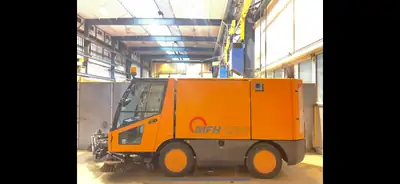 IVECO MFH 2500 — Utilitaire robuste diesel 2010, faible kilométrage — Miniatur 7