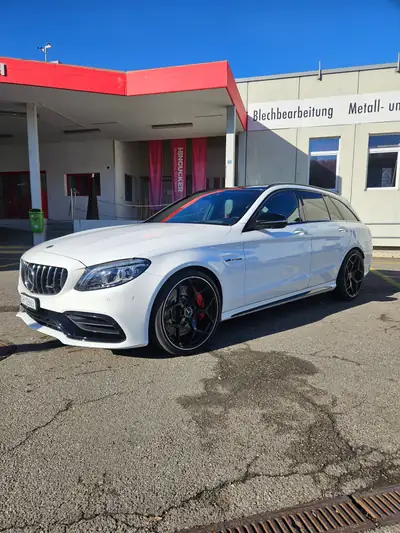 Mercedes-Benz C 63 S AMG — Break haute performance, 510 ch et faible kilométrage — dettaglio
