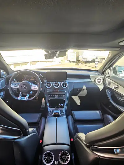 Mercedes-Benz C 63 S AMG — Break haute performance, 510 ch et faible kilométrage — Miniatura 11