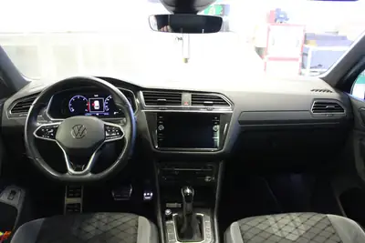VW Tiguan TDI SCR R-Line DSG — SUV diesel performant, 68'000 km seulement — Detail