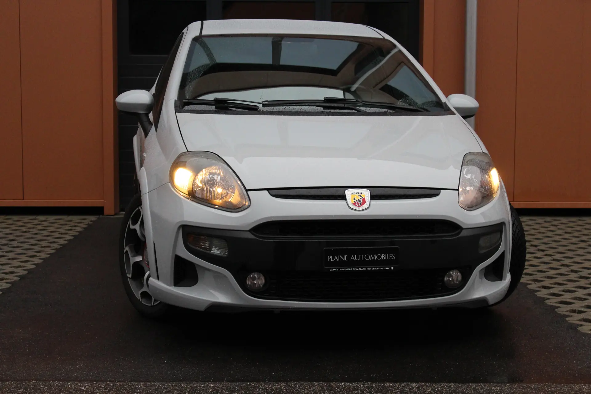 Fiat Punto Abarth 2012 — Sportive compacte, 163 ch, entretien à jour