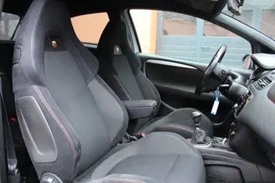 Fiat Punto Abarth 2012 — Sportive compacte, 163 ch, entretien à jour — Miniature 19