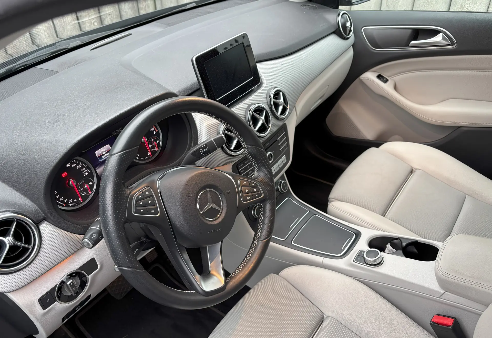 Mercedes-Benz B 220 2018 occasion St. Gallen — 5