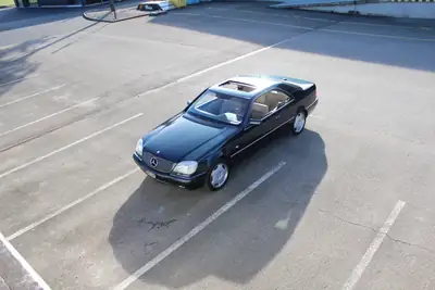 Mercedes-Benz CL 500 — L'icône de luxe des années 90, état impeccable — Seitenansicht
