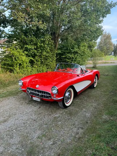 Chevrolet Corvette Cabriolet 1956 — Légende américaine, état impeccable — vue extérieure