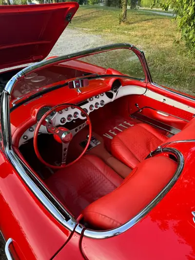 Chevrolet Corvette Cabriolet 1956 — Légende américaine, état impeccable — arrière