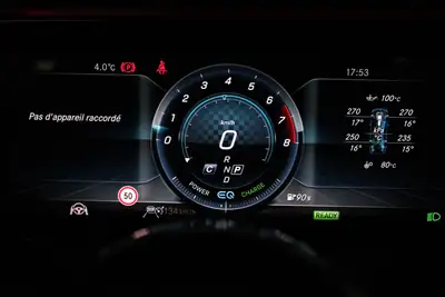 Mercedes-Benz E 53 AMG Coupé 4Matic+ — Élégance sportive et puissance maîtrisée — Miniatur 11