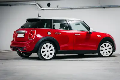 MINI Cooper S — Citadine sportive 192 ch, kilométrage minime et sans sinistre — vista posteriore