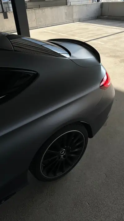 Mercedes-AMG C 43 Coupé — 367 ch, design sportif, entretien premium inclus — Innenraum
