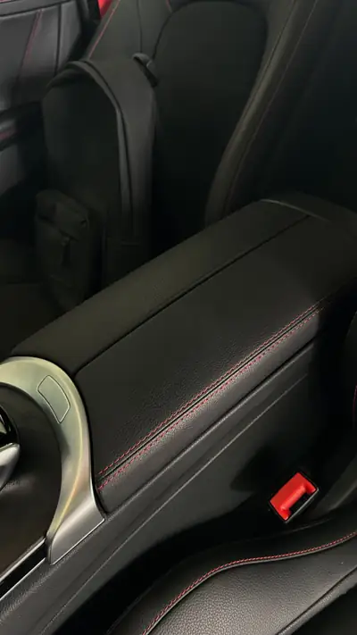 Mercedes-AMG C 43 Coupé — 367 ch, design sportif, entretien premium inclus — Miniatur 15