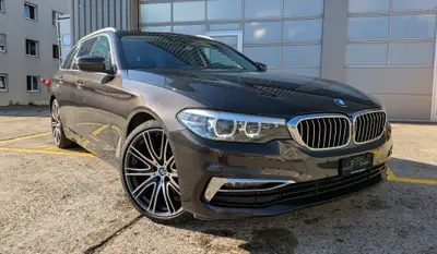 BMW 520d Touring Luxury Line — Break diesel performant, 130'000 km, sans sinistre — Seitenansicht