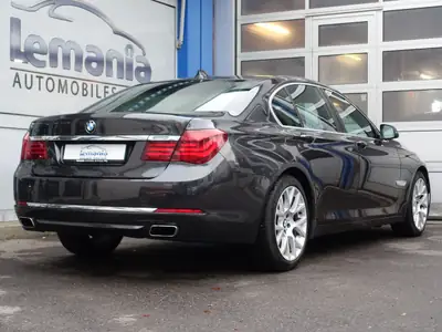 BMW 740d xDrive — Berline de prestige diesel, 313 ch et traction intégrale — interior