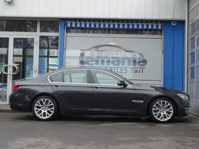 BMW 740d xDrive — Berline de prestige diesel, 313 ch et traction intégrale — Thumbnail 8