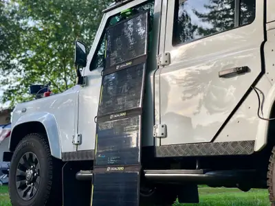 Land Rover Defender 110 TD4 — L'utilitaire légendaire, entretien complet et accessoires premium — Miniature 15