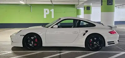 Porsche 911 Turbo 2008 — Légendaire Mezger, état collection, sans sinistre — fianco