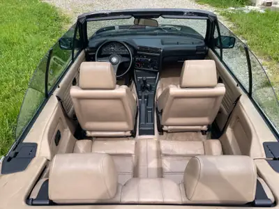 BMW 320i Cabrio 1990 — Roadster classique, sans accident, moteur pétillant — Miniatura 10